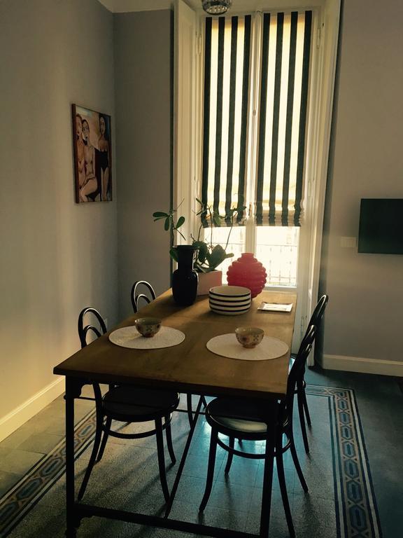Zebra Rosso Apartment Milan Ruang foto