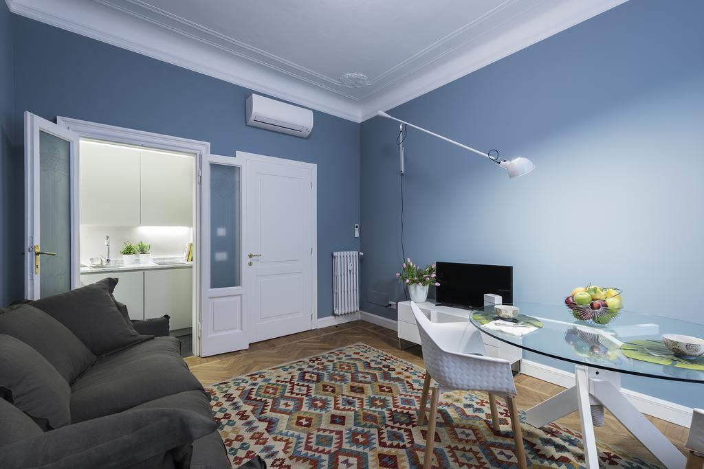 Zebra Rosso Apartment Milan Ruang foto