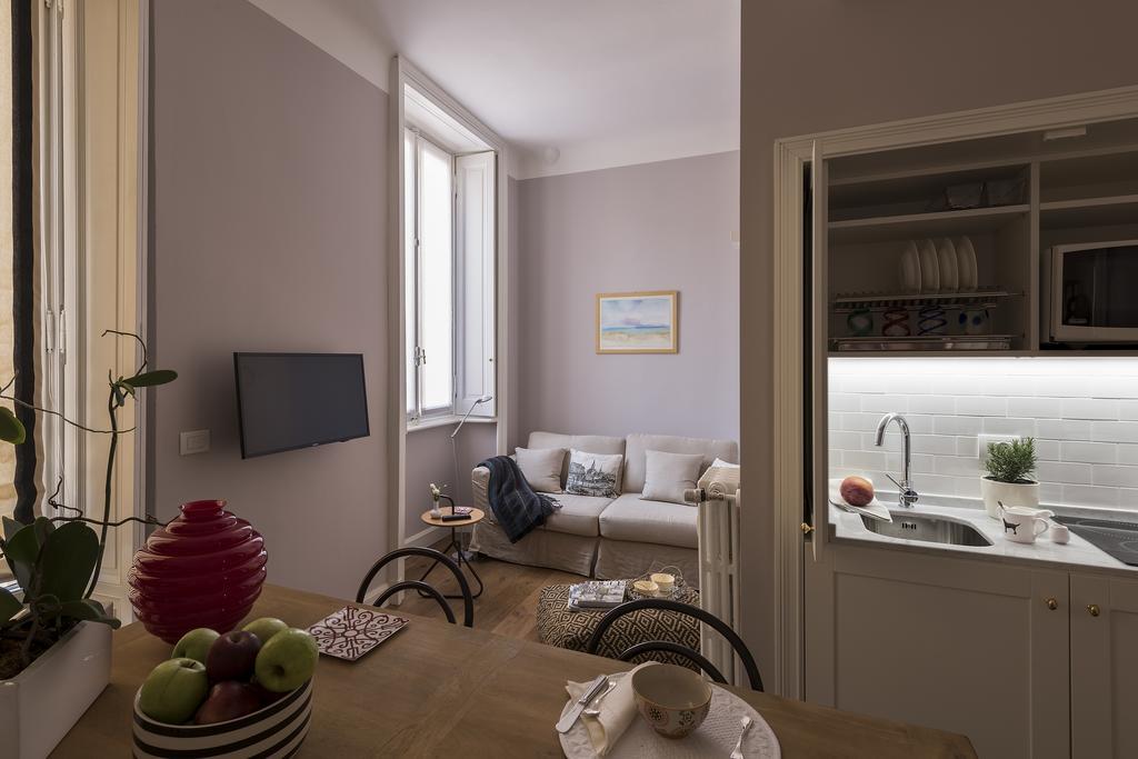 Zebra Rosso Apartment Milan Ruang foto