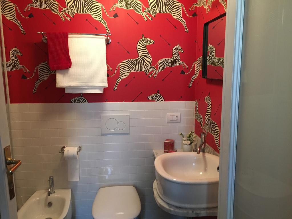 Zebra Rosso Apartment Milan Ruang foto